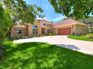 1004 Oak Hollow Dr, Leander, TX 78641