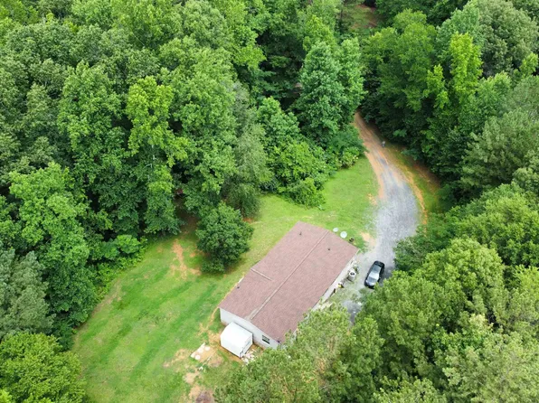 2935 Riverbend Rd SW, Plainville, GA 30733