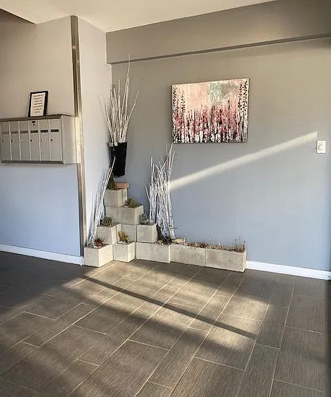 11615 Missouri Ave #3 — Photo 2
