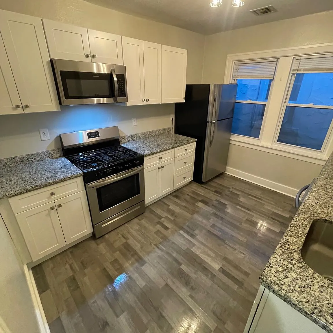 3 bed, 1200 sqft, $2,295 — Photo 1