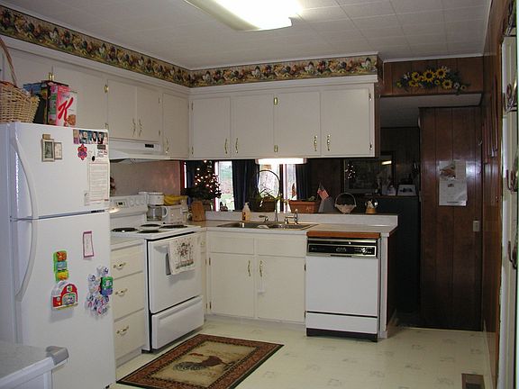 large country kitchen