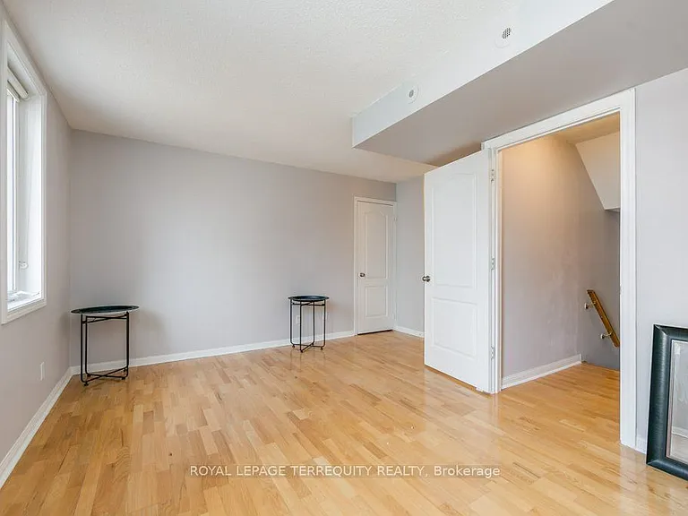 11 Crawford St #A — Photo 17