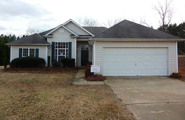 1st image of 15 McIntosh Estates Dr