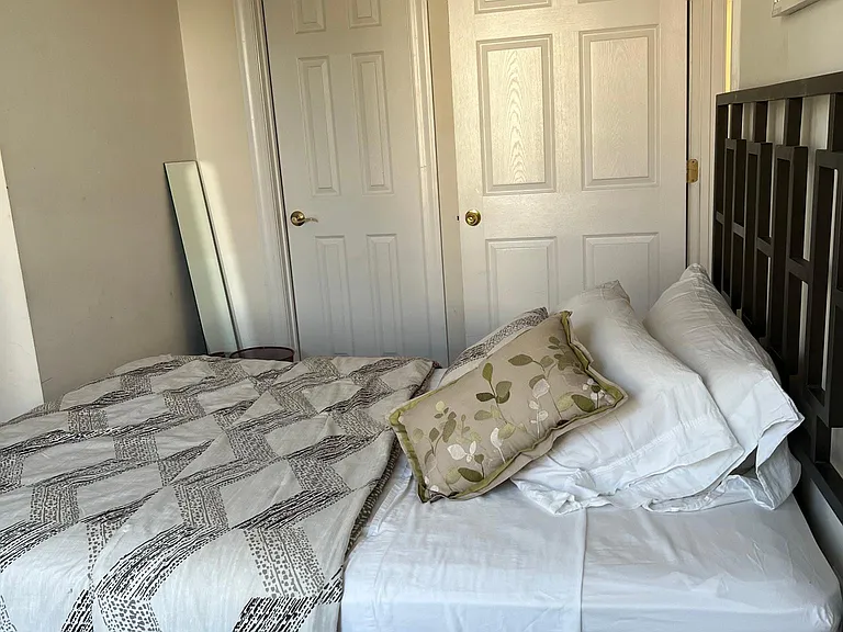 Level 2
Bedroom 1