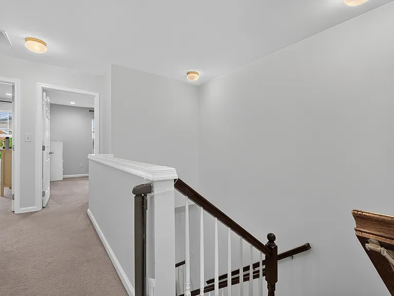 5 Truman Dr — Photo 17