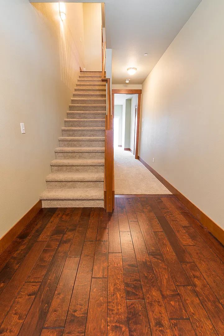 Renton 3 bed Townhouse for Rent — Photo 2