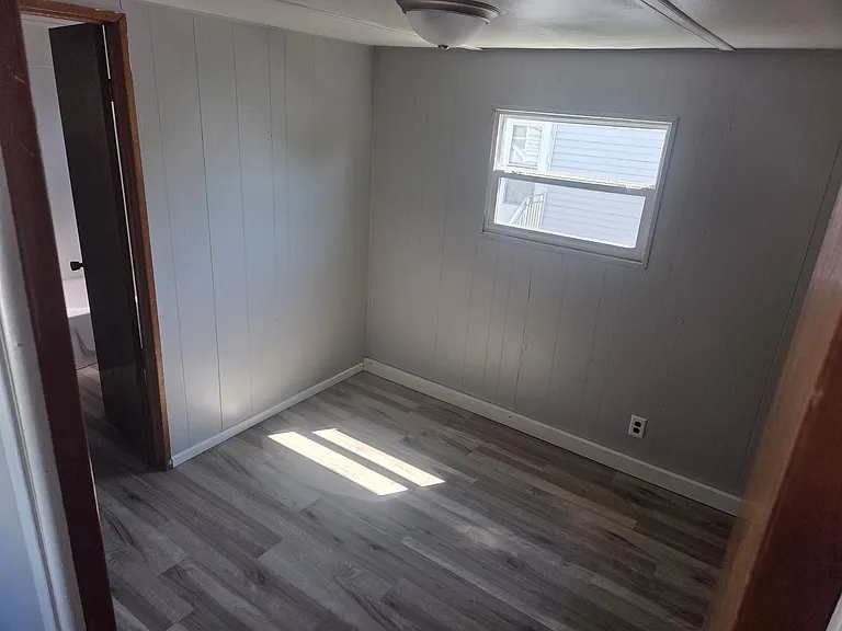 601 S Stewart St — Photo 12
