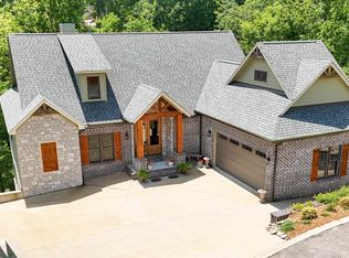 55 Ridge Pointe Dr W, Savannah, TN 38372