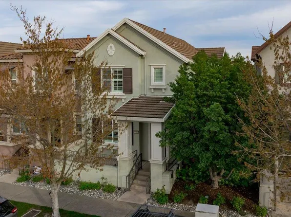 3040 Village Plaza Dr, Roseville, CA 95747