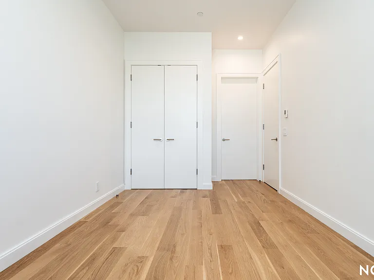 166 Eckford St #3 — Photo 10