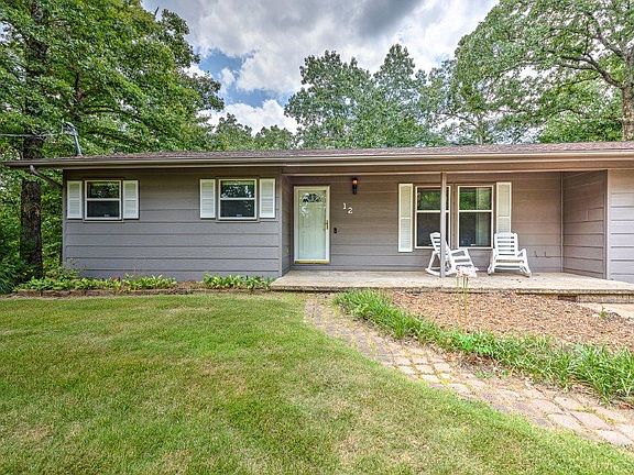 4th image of 12 Cawston Dr