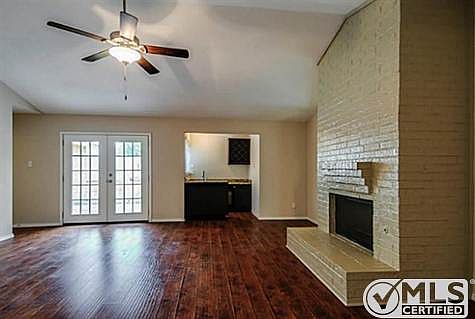 4th image of 3719 Standridge Dr