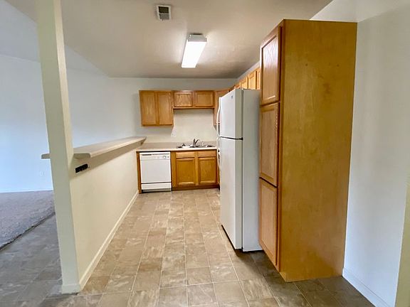 2nd image of 20991 Homer St #A