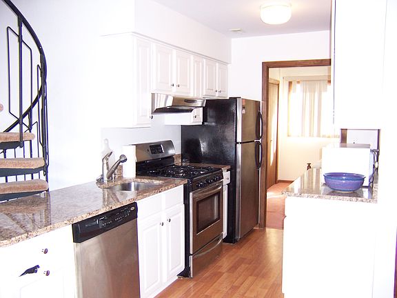 4th image of 2 Winter Park Dr Unit 2