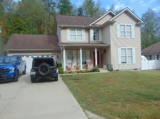 120 Rose St, Paintsville, KY 41240
