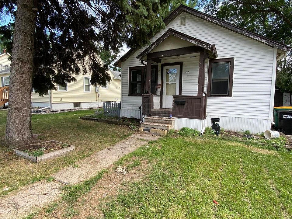 1st image of 125 2nd Ave W