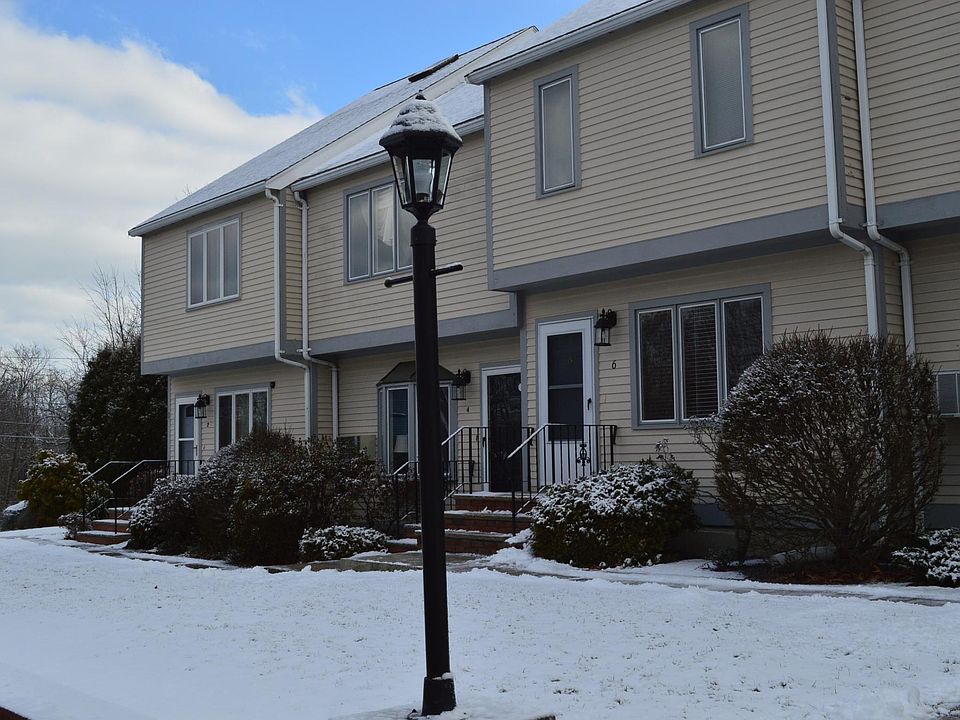 1st image of 4 Turning Mill Ln