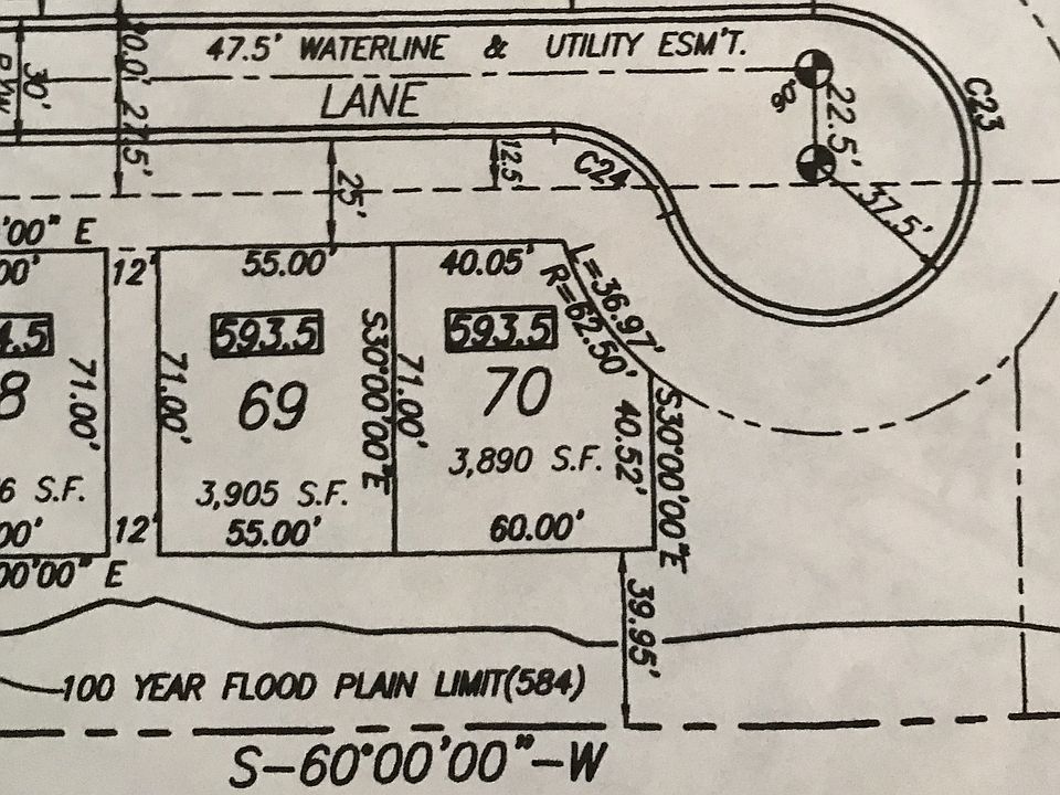 2nd image of 69 Riverbend Ln