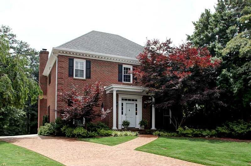 1st image of 571 N Palisades Cir SE