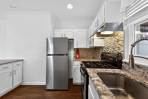 104 McAdoo Ave Photo 1
