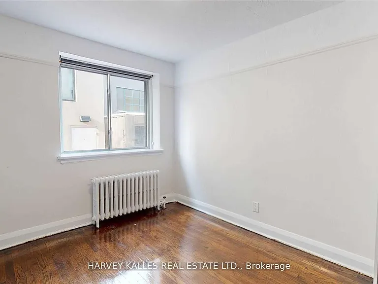 320 Lonsdale Rd #3 — Photo 18
