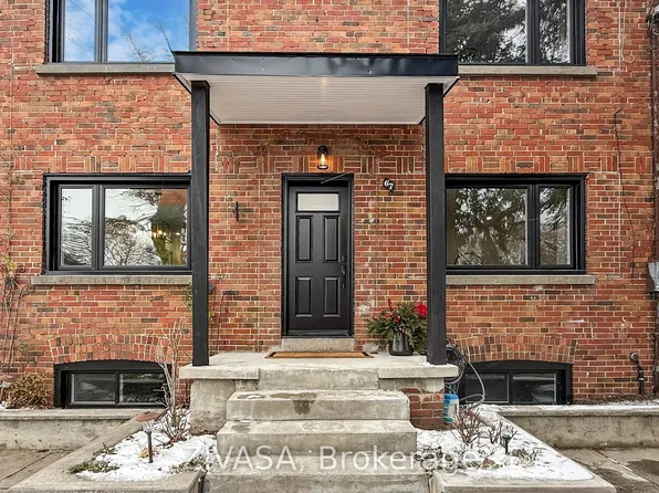 67 Strathnairn Ave, Toronto, ON M6M 2E9