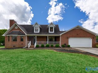 112 La Rue St, Huntsville, AL 35811