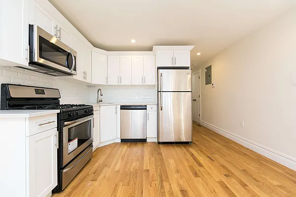 Rented by Keystone Realty USA Corp | media 15