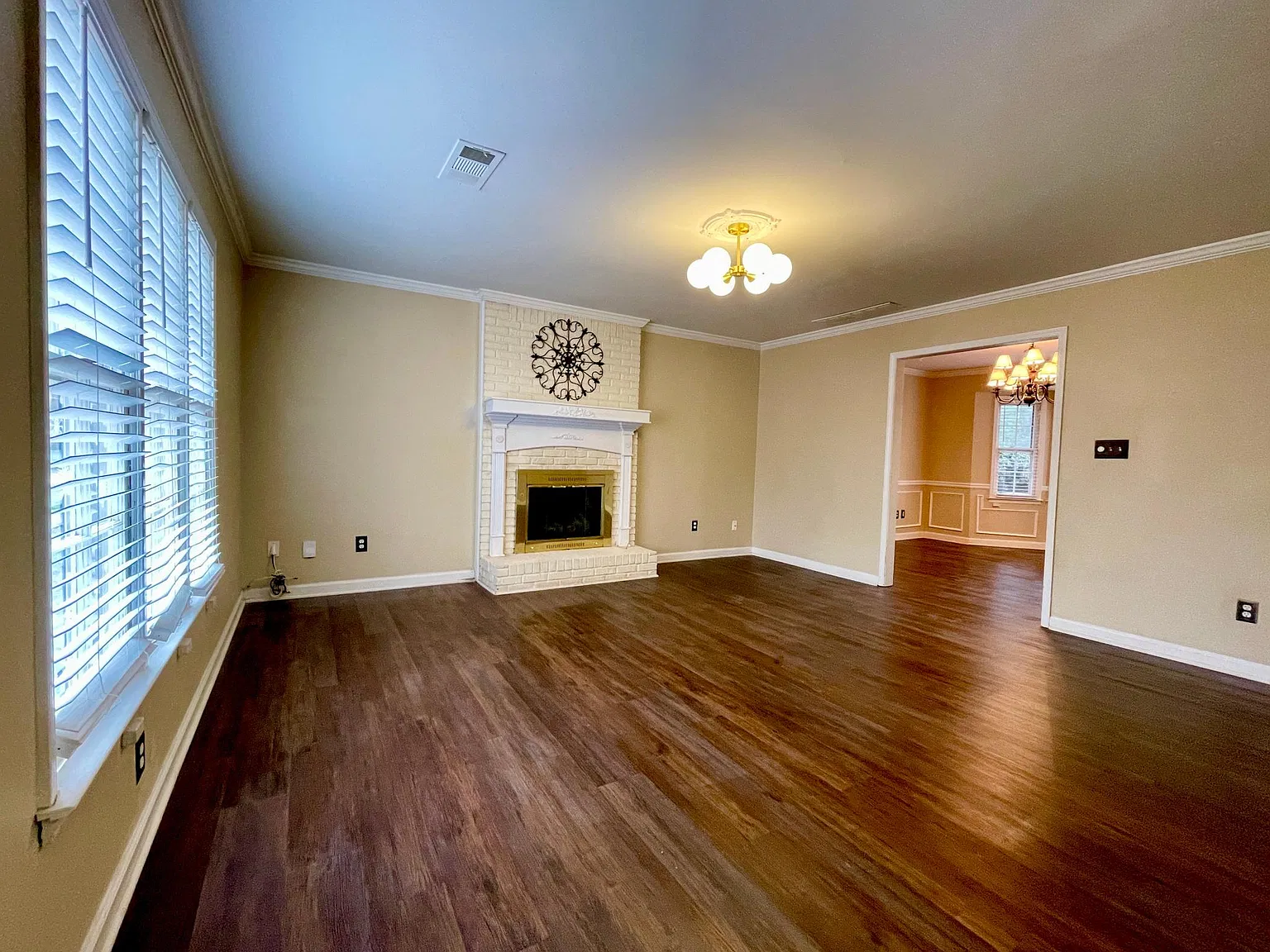 4 bed, 2173 sqft, $2,600 — Photo 3