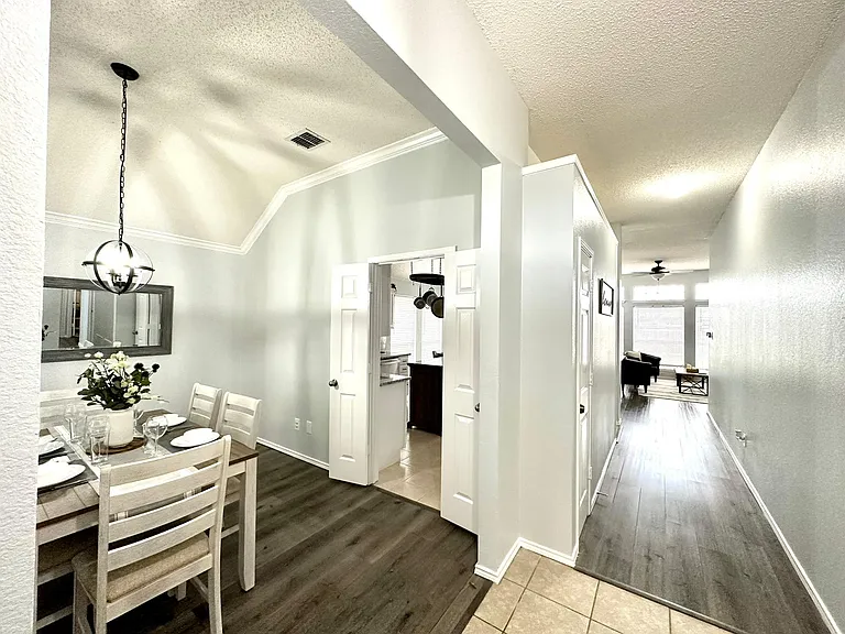 6302 Mount Vernon Dr — Photo 18
