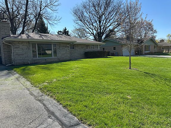 3rd image of 1552 N 117th St