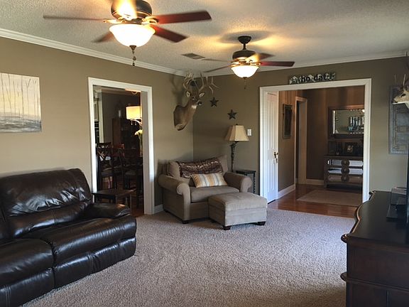 4th image of 3030 Carrol Dr