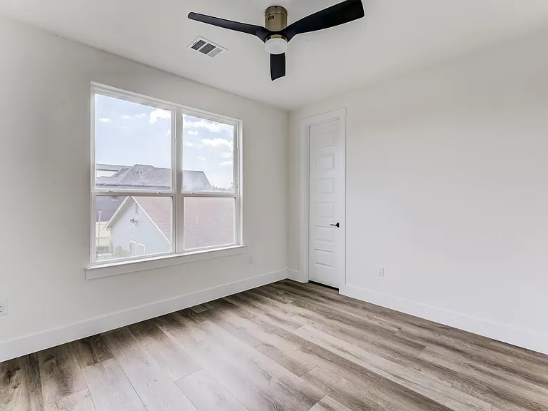 7117 Tierwester St — Photo 39