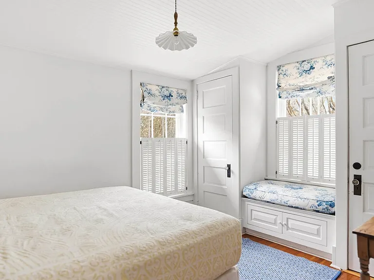 58 Church Ln — Photo 17