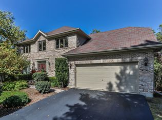 1120 Thousand Oaks Dr, Bartlett, IL 60103