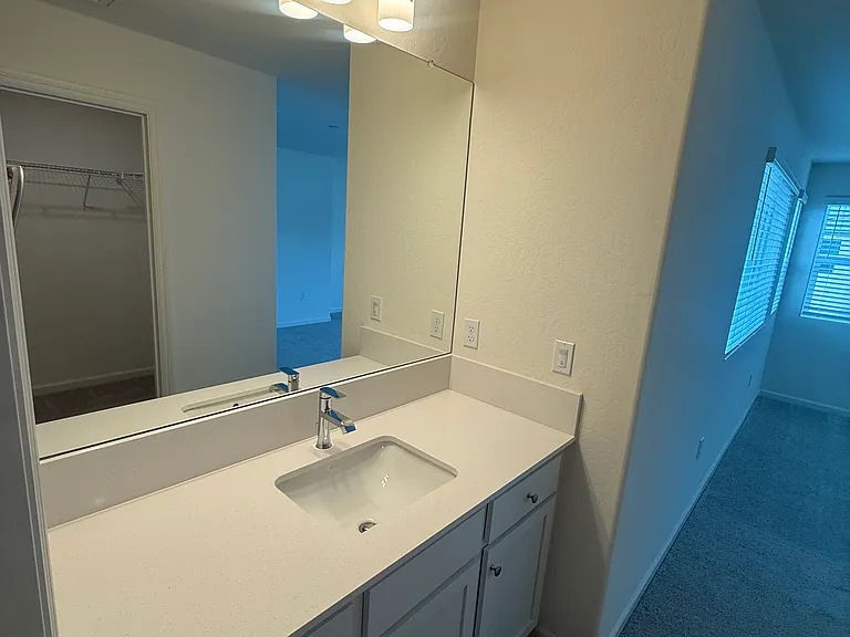 1519 Redbrick Ln — Photo 22