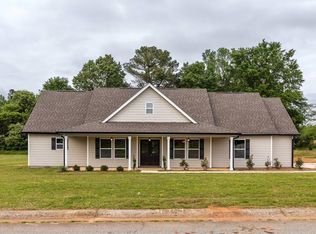 153 Pearl Moon Dr, Eatonton, GA 31024