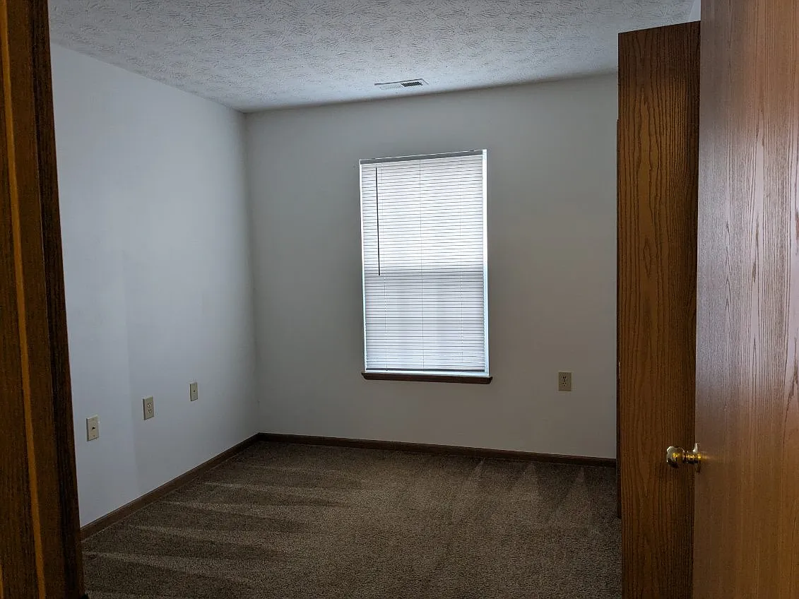 Village Apartments of Fortville III — Photo 3