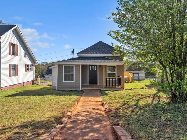 4 Walnut St Unit A