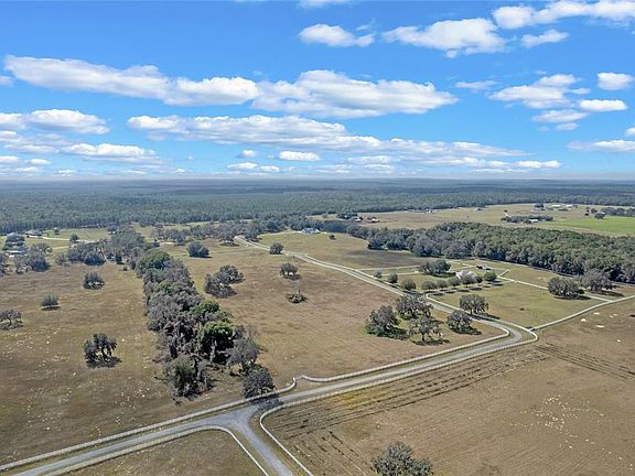 2nd image of 14 Eagle Rdg