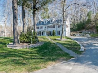 1 Rose Ct, Ipswich, MA 01938