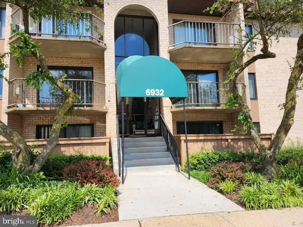 6932 Hanover Pkwy APT 303, Greenbelt, MD 20770