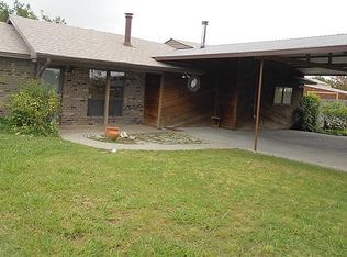 9182 S Hickory Rd, Krum, TX 76249