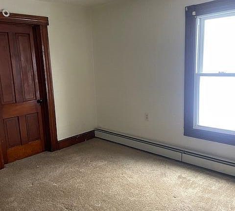 4th image of 414 Depot St Floor 2