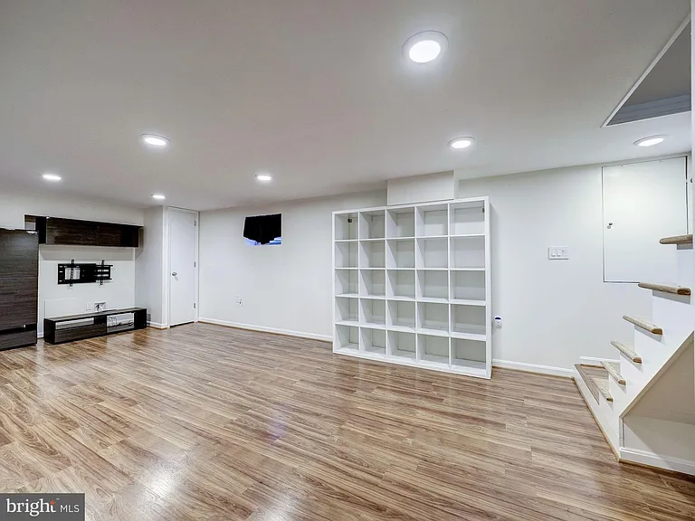 5208 Glenwood Rd — Photo 37