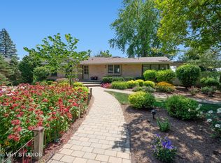 635 Signal Hill Rd, North Barrington, IL 60010