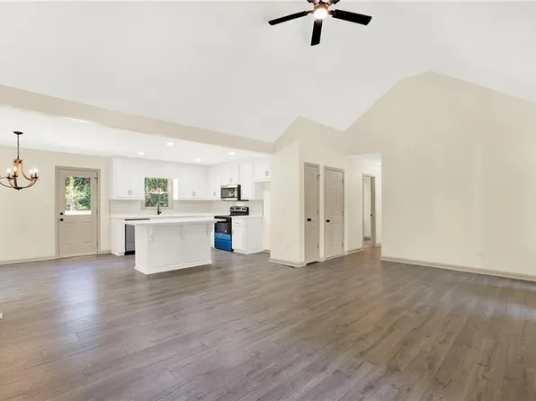 215 Ashleys Way, Waleska, GA 30183