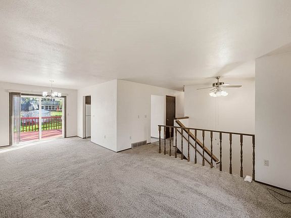 5th image of 1306 Rolling Meadows Rd