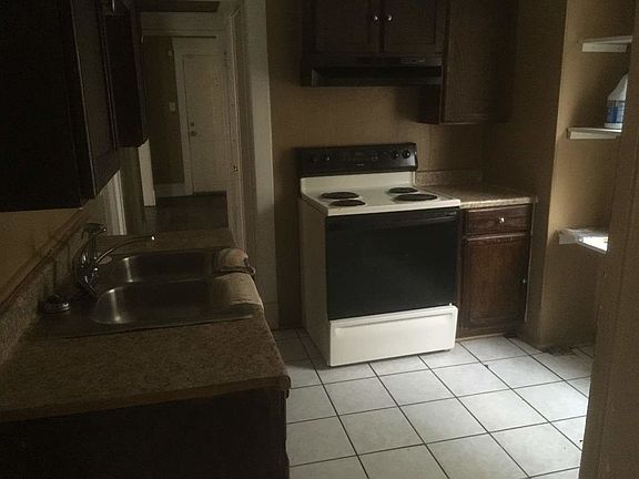 2nd image of 3037 College Ave