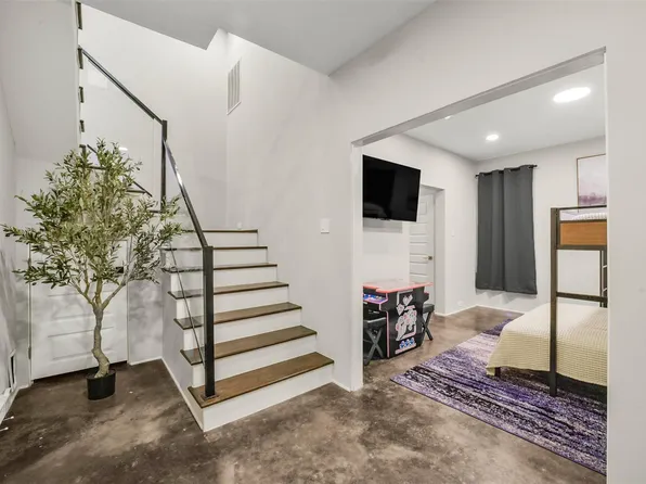 1520 Malone St, Houston, TX 77007
